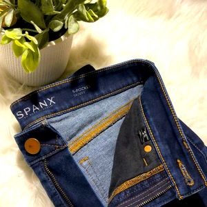 Spanx By Sara Blakely 5 pocket Skinny jeans